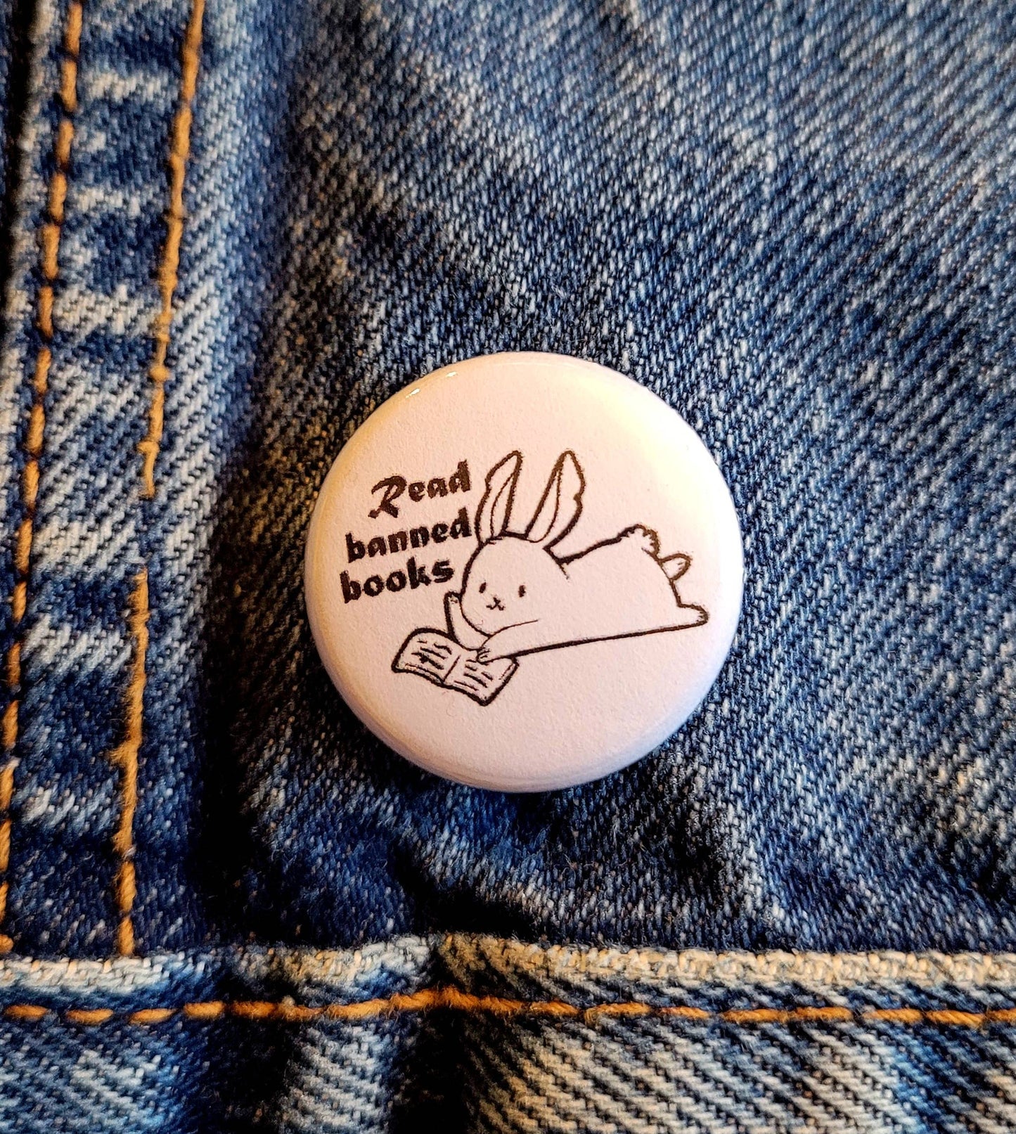 Femmearchist - Read Banned Books Button // One Inch Punk Button