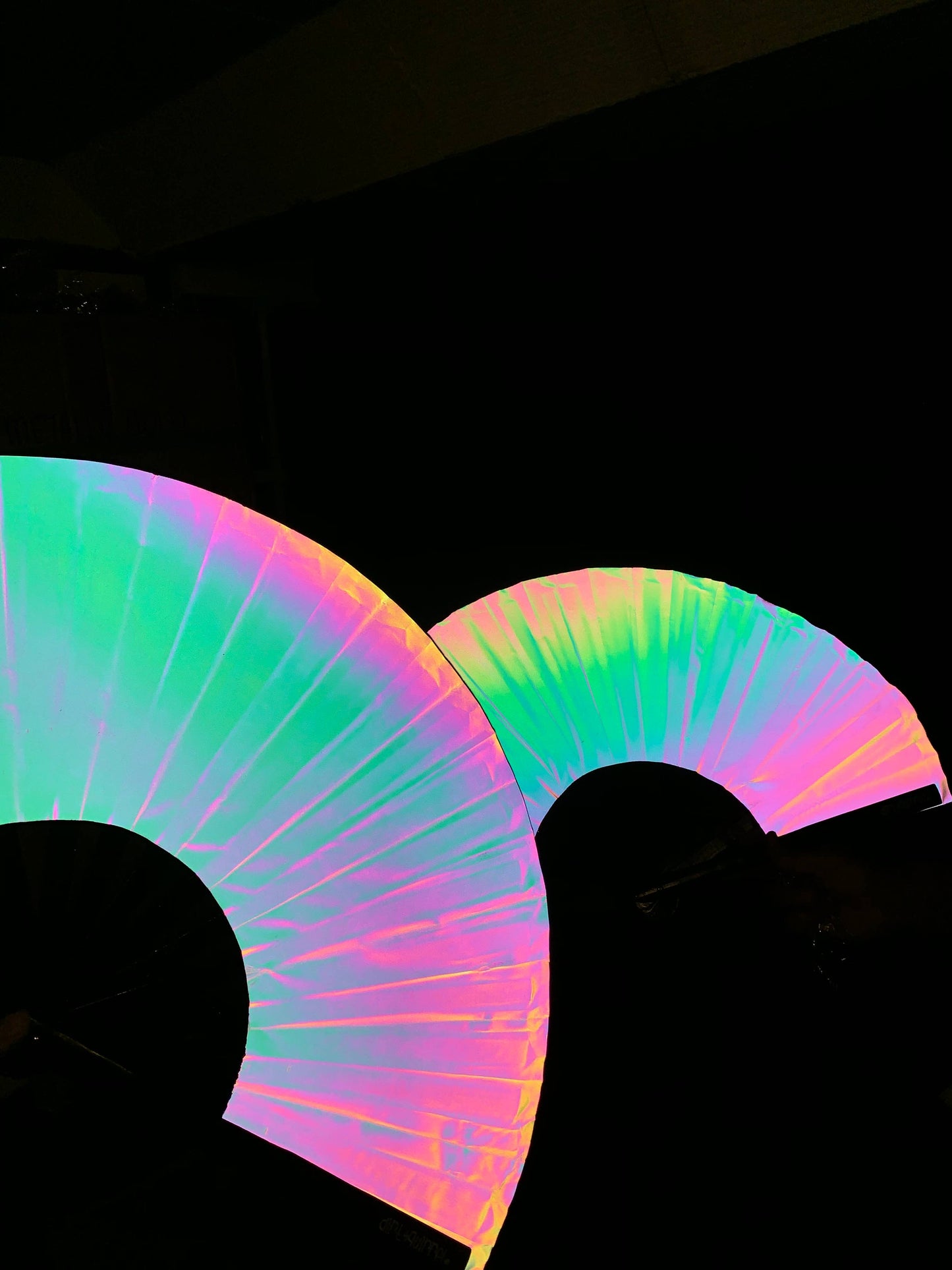 Reflective Rainbow Clacking Fan