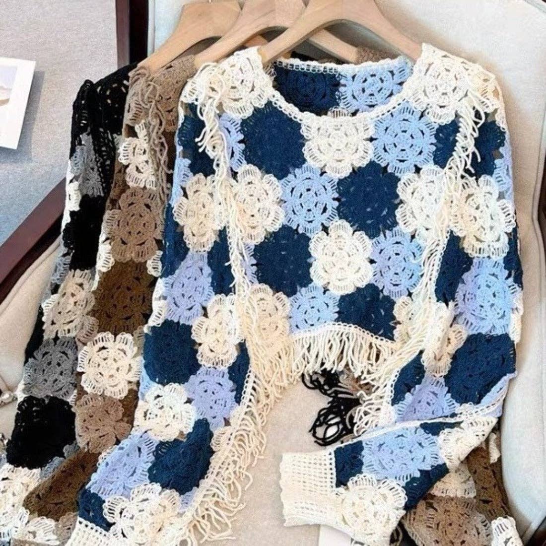 Funkyrel® Atzbranding Limited - Crosa - Floral Pattern Hollow Knit Sweater