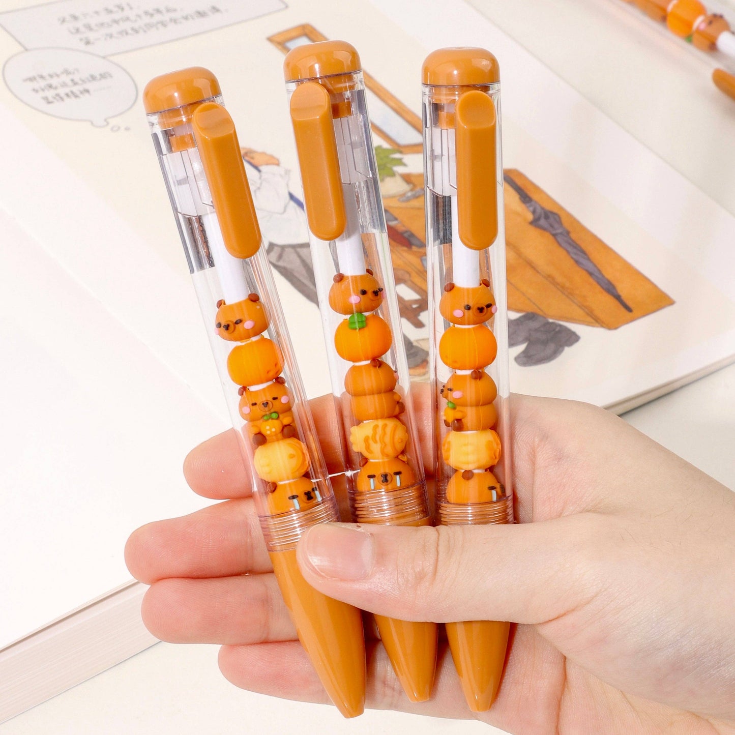 22647 Capybara Stack GEL PEN