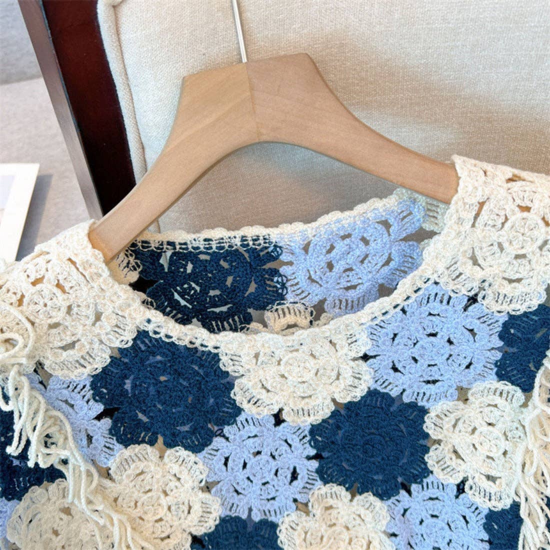 Funkyrel® Atzbranding Limited - Crosa - Floral Pattern Hollow Knit Sweater