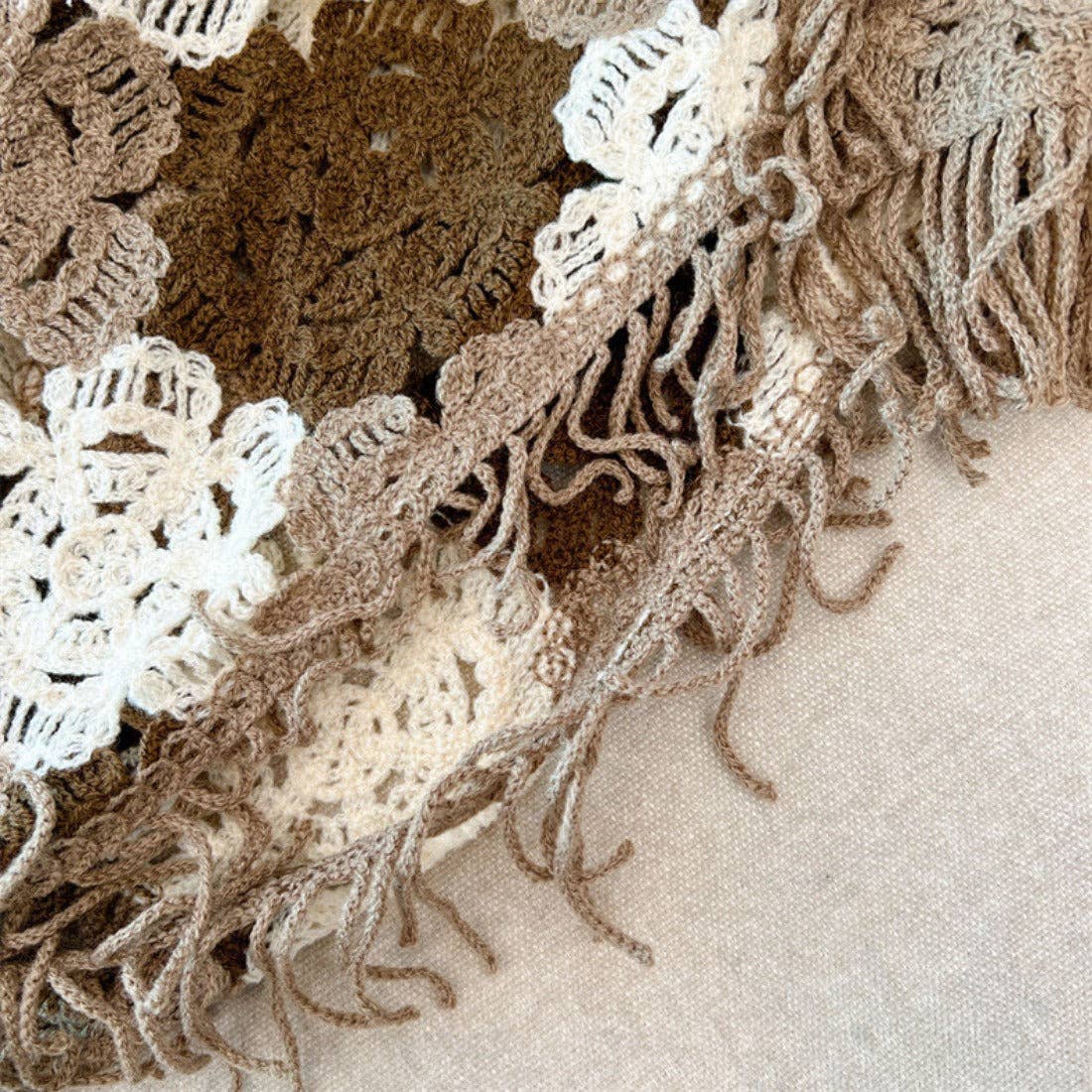 Funkyrel® Atzbranding Limited - Crosa - Floral Pattern Hollow Knit Sweater