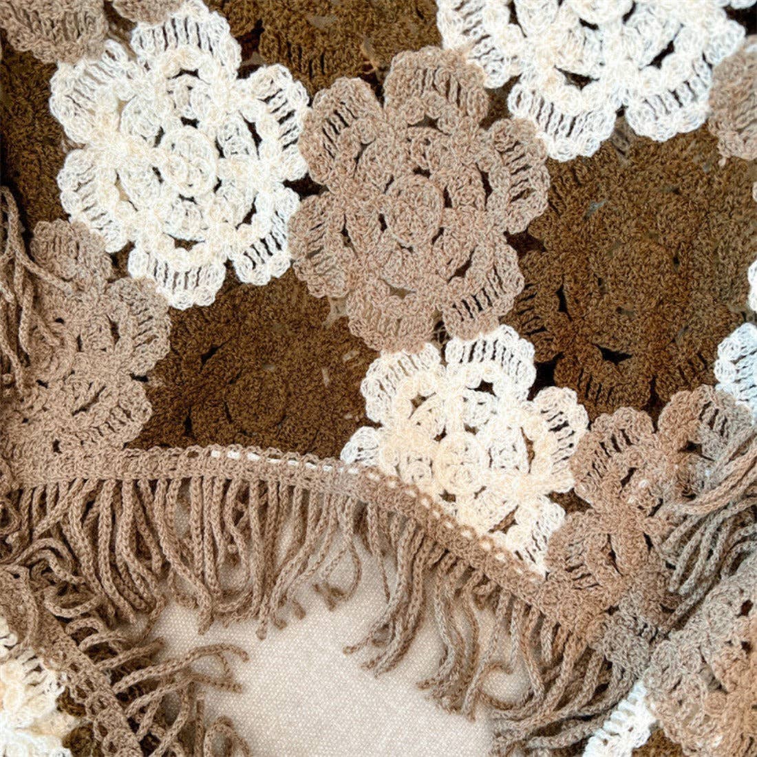 Funkyrel® Atzbranding Limited - Crosa - Floral Pattern Hollow Knit Sweater