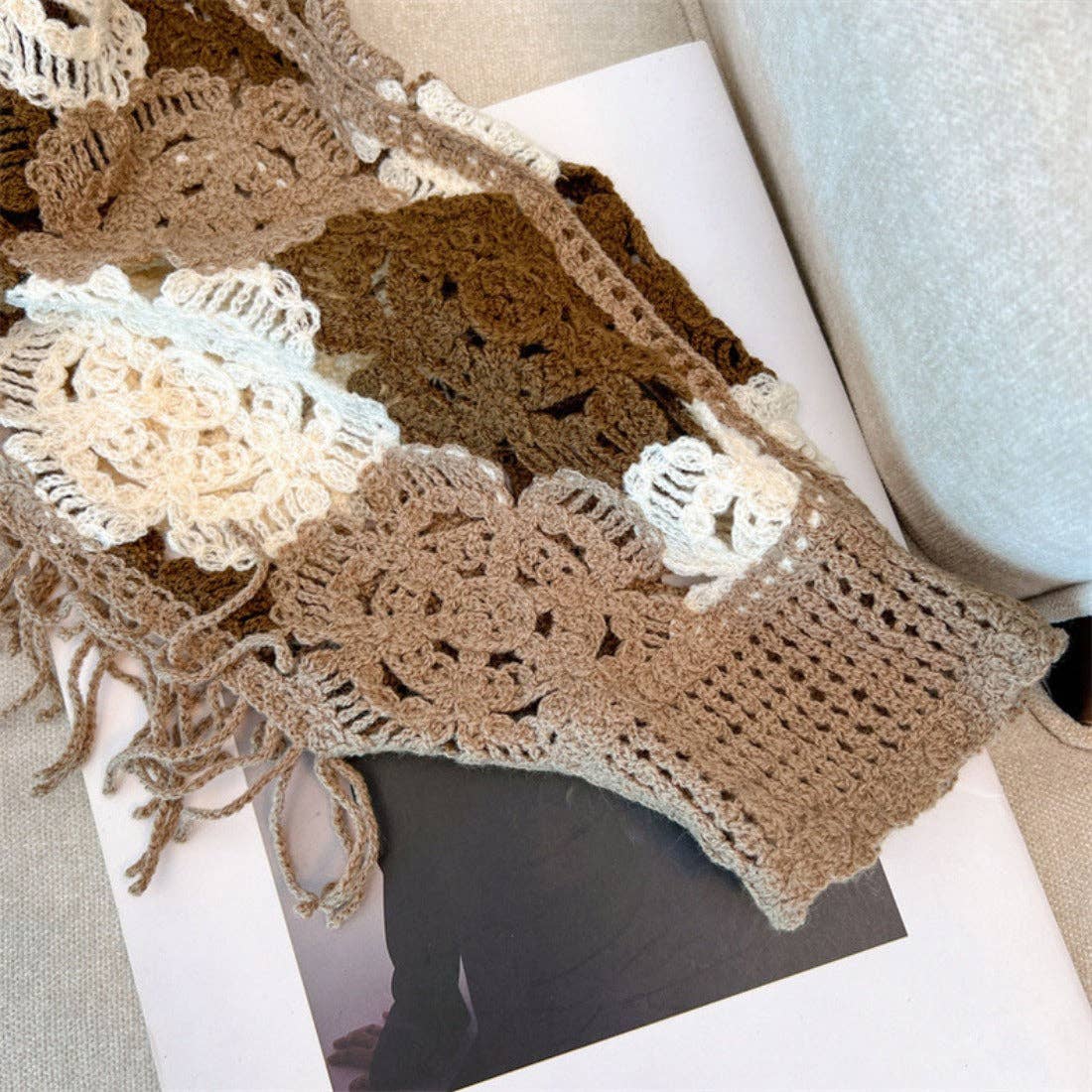 Funkyrel® Atzbranding Limited - Crosa - Floral Pattern Hollow Knit Sweater