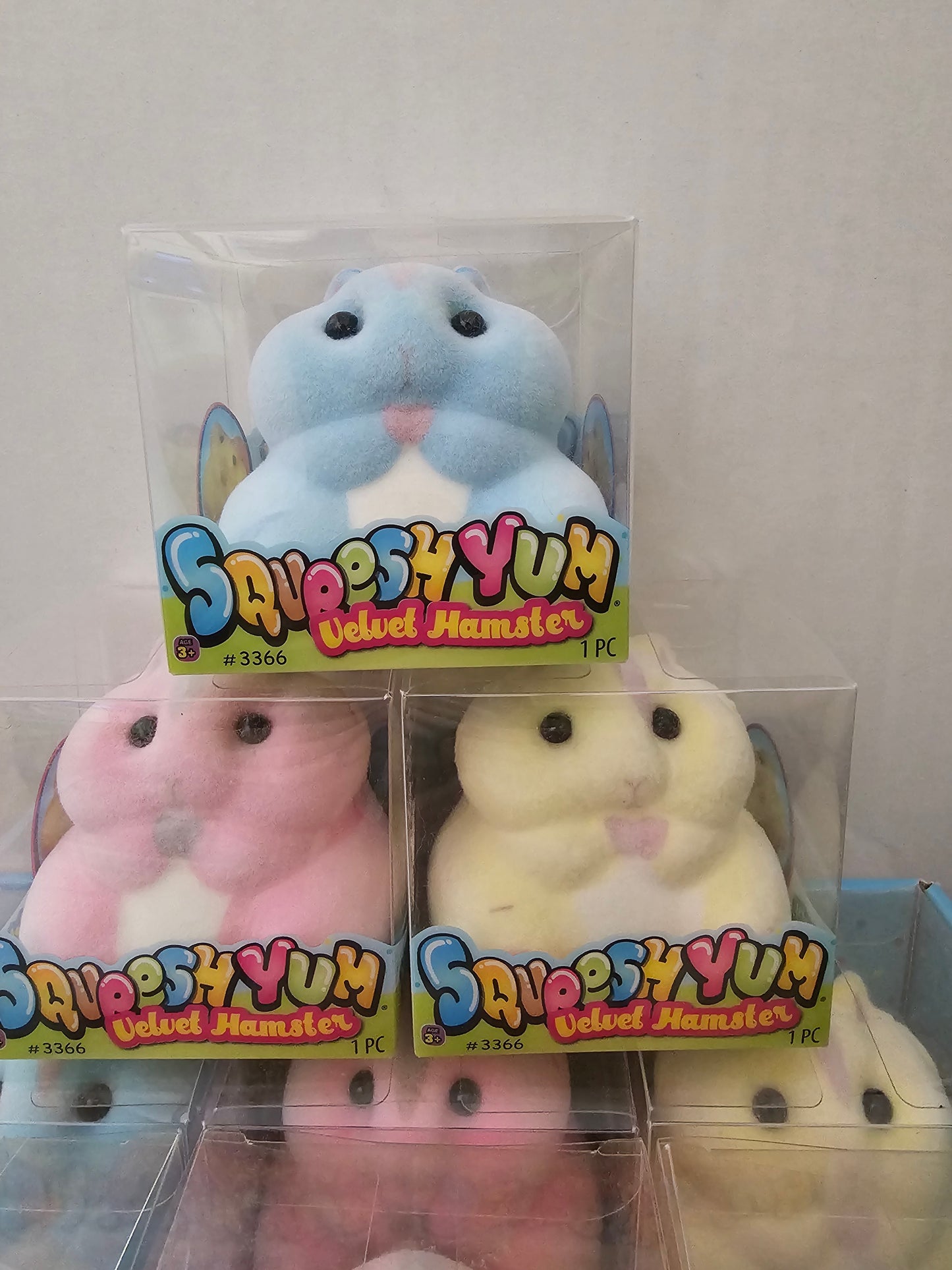 1 Soft Velvet Flocked Chubby Hamster Slow Rise Foam Squishy