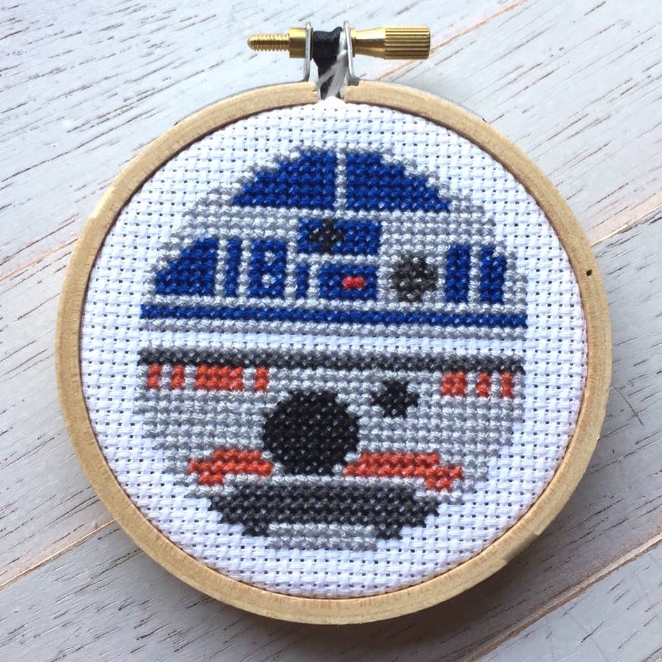 R2D2 and BB8 Cross Stitch Kit